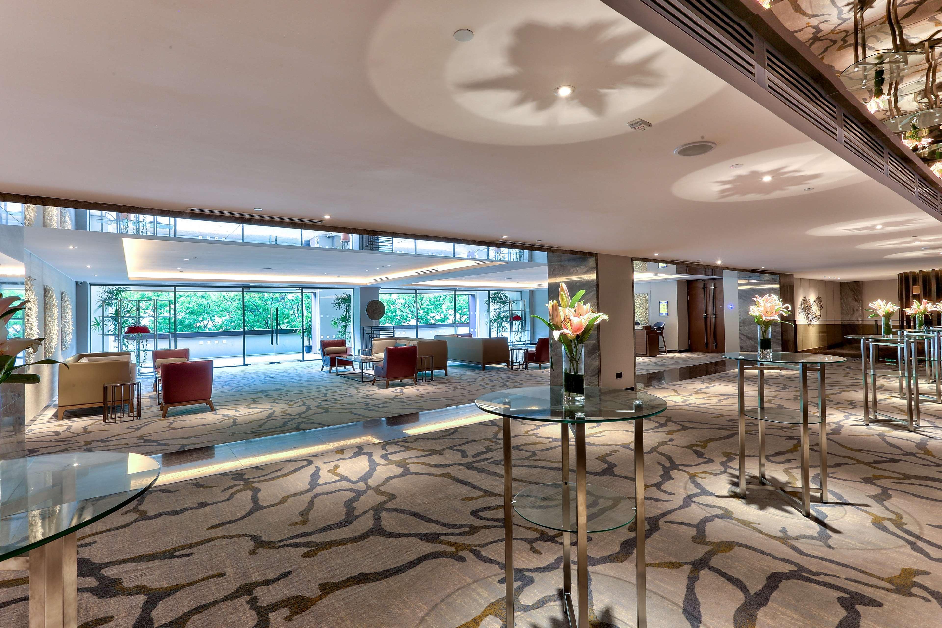 Hilton Kota Kinabalu Exterior foto Lobby