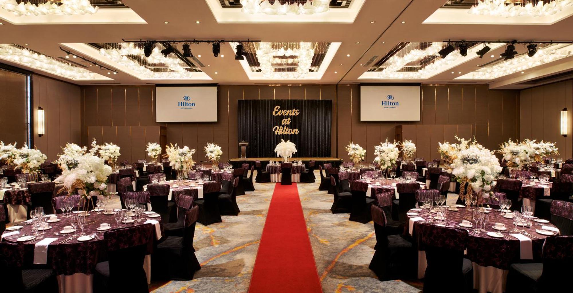 Hilton Kota Kinabalu Exterior foto The ballroom