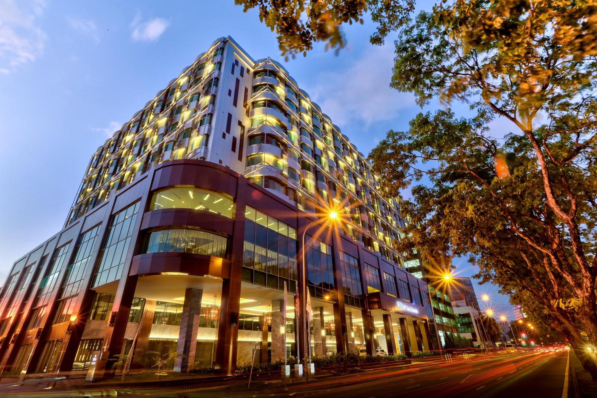 Hilton Kota Kinabalu Exterior foto The Park, Hyderabad